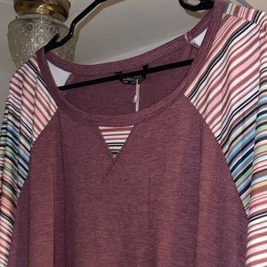 NWT Bloomchic tshirt